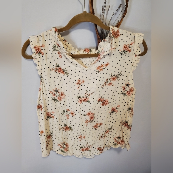 Other - Kids Floral Ruffle Sleeve Top